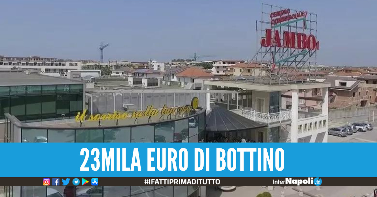 Paura Al Centro Commerciale Assalto Al Portavalori Davanti Al Jambo1