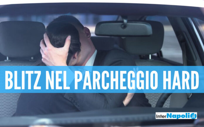 Blitz nel parcheggio per scambisti