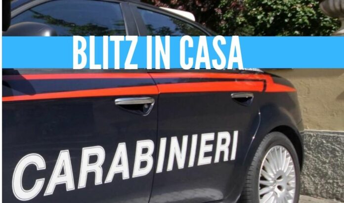 carabinieri blitz casa