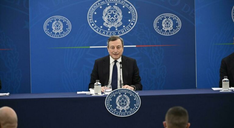 “I pagamenti dall’8 aprile'”, l’annuncio di Draghi sul decreto Sostegni