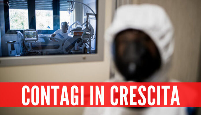 Covid, contagi in crescita in Campania