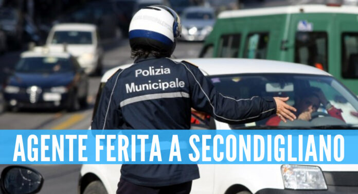 Secondigliano, agente ferita durante un controllo