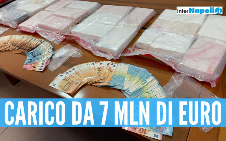 Carico di cocaina da 7 mln in un tir, due arresti: il blitz dopo lo scambio