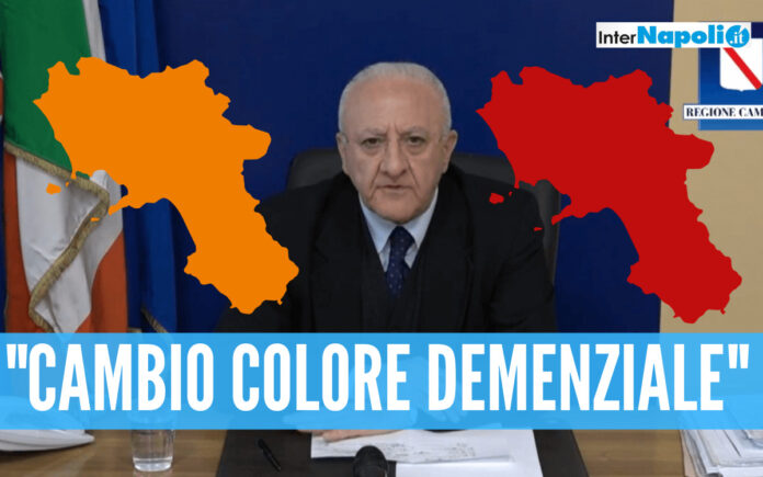 De Luca parla del cambio colori