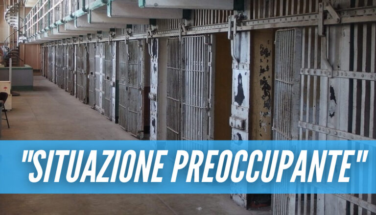 Ancora disordini e agenti contusi nel carcere di Salerno, le violenze ad un anno dalla rivolta