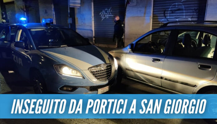 Elude l'alt e scappa fino a San Giorgio, poi si schianta contro una volante: arrestato spacciatore