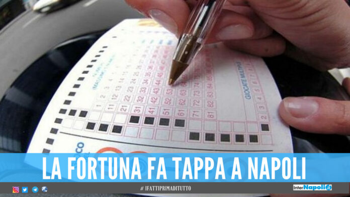 La Dea bendata bacia la provincia di Napoli, vinti oltre 100mila euro con un terno