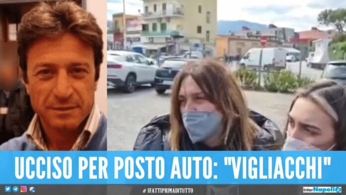 Maurizio Cerrato, la moglie Tania e la figlia Maria Adriana all'esterno del tribunale di Torre Annunziata
