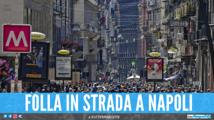 Zona gialla da lunedì, Napoli già presa d'assalto