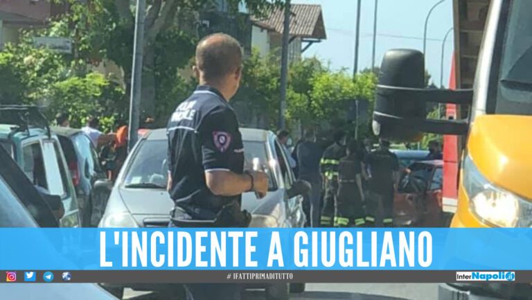 Grave incidente a Giugliano, scontro tra 3 auto: corsa in ospedale