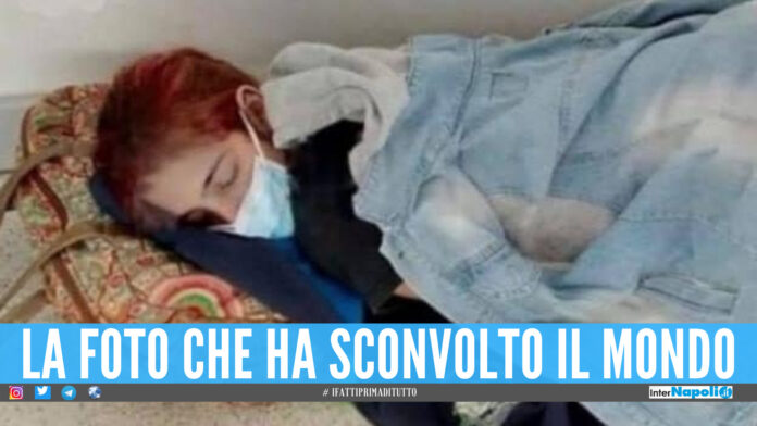 Aspetta per ore il ricovero per Covid, Lara muore a 22 anni nel corridoio dell'ospedale