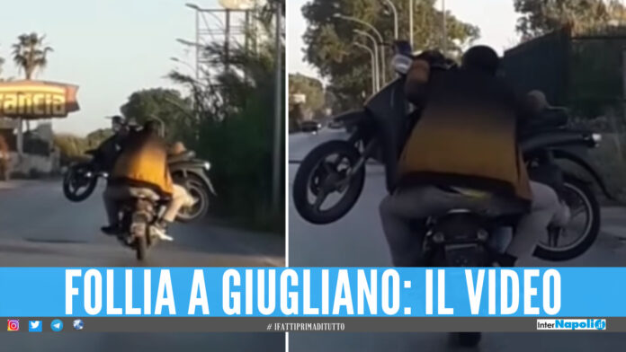 Motorino in sella allo scooter a Giugliano, il video di Luca Abete