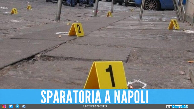 Si spara ancora a Napoli, uomo ferito mentre guidava: colpi esplosi in mezzo al traffico