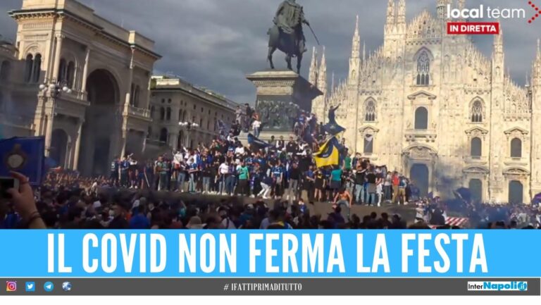 Assembramenti in strada a Milano per la vittoria dello scudetto dell’Inter
