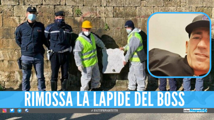 Secondigliano, rimossa lapide di Gaetano Todisco