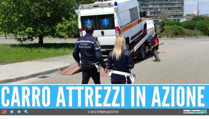 ambulanza napoli sequestrata