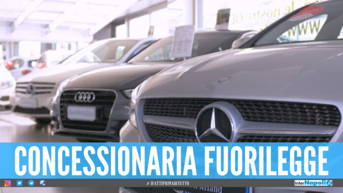 Foto generica di una concessionaria di auto