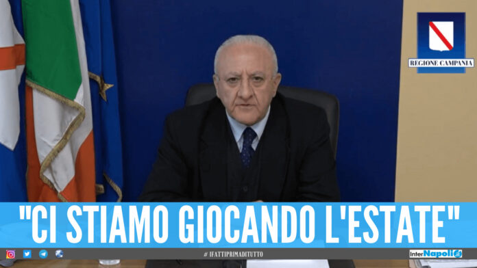 campania vaccini De Luca