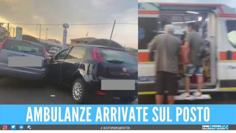 Incidente tra Giugliano e Qualiano, 2 auto finiscono contro il guardrail