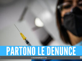 Napoli, 44 persone vaccinate per sbaglio con Astrazeneca: partono le prime denunce