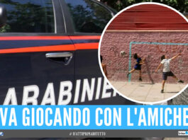 «Cercavo il pallone», bimbo di 10 anni portato in caserma dai carabinieri