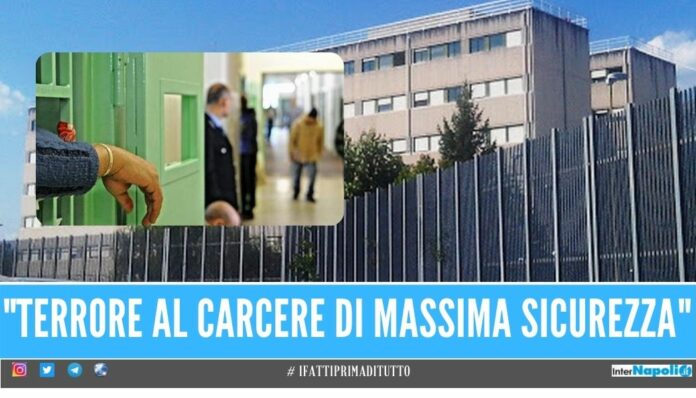 Scoppia il caos nel carcere, camorrista picchia agenti penitenziari sulmona