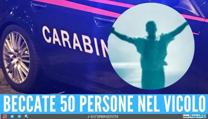 carabinieri neomelodico napoli cantante festa