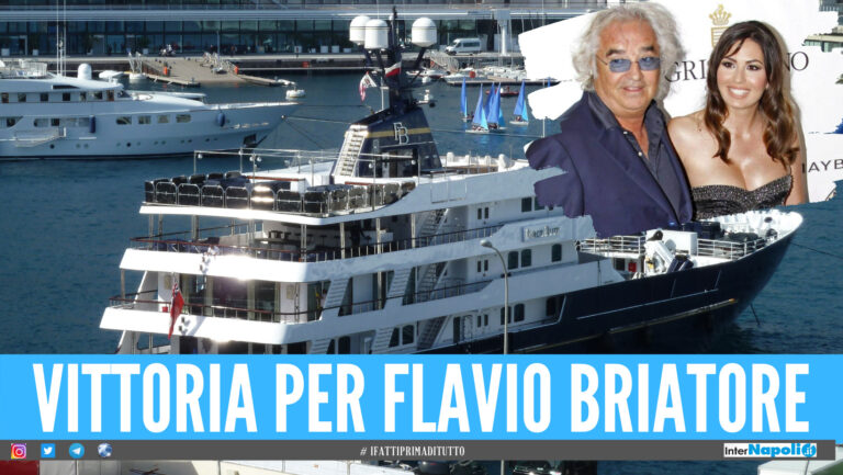 Flavio Briatore yacht Force Blue