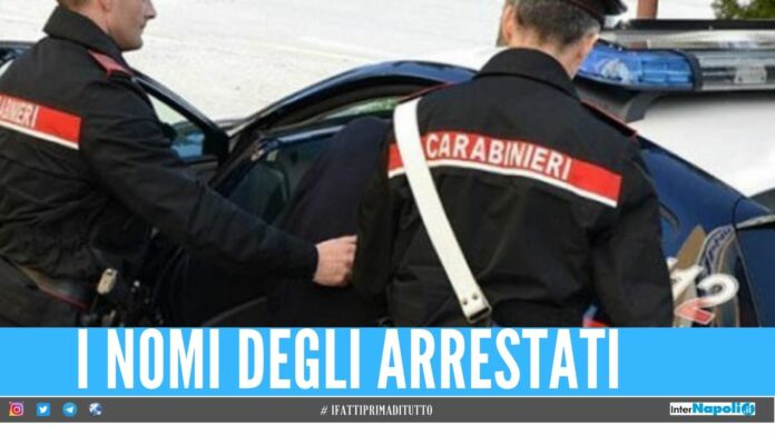 spaccio carabinieri napoli droga