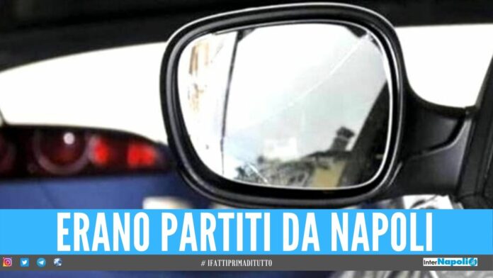 Ci puoi pagare online, tentano la truffa dello specchietto incastrati dalla vittima