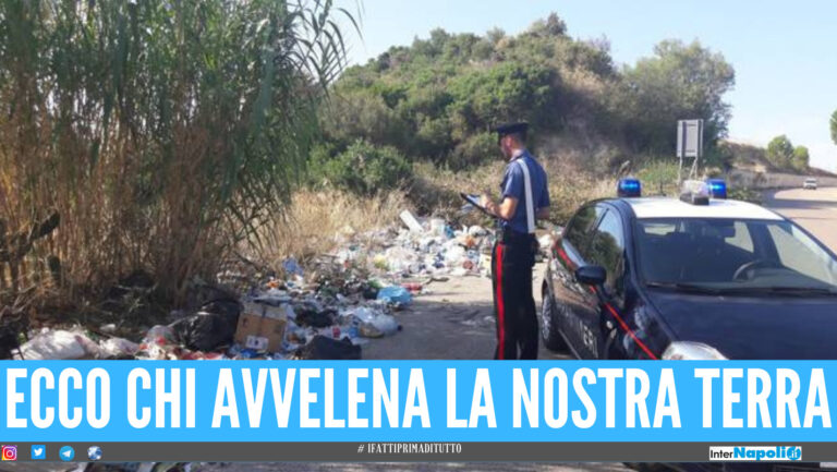 Dipendenti della ditta dei rifiuti sversano nella zona Asi di Giugliano, l’auto era anche senza assicurazione