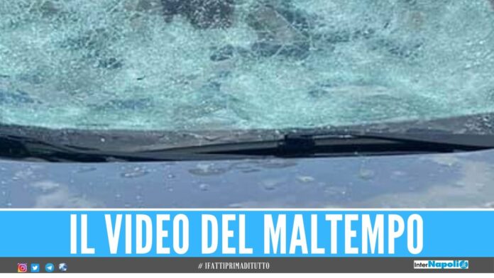 Grandinate e tromba d'aria al Nord, parabrezza distrutti in autostrada