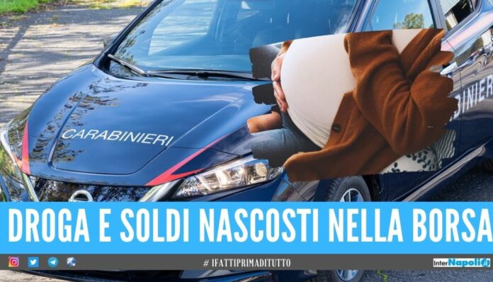 Spaccia cocaina negli ultimi mesi di gravidanza, beccata in provincia di Napoli