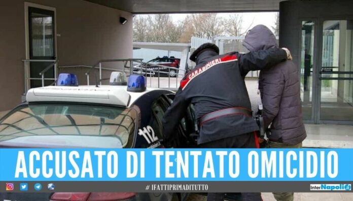 Spara al giovane fermo in auto, arrestato il figlio del ras della camorra