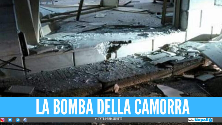 Bomba della camorra a Torre Annunziata