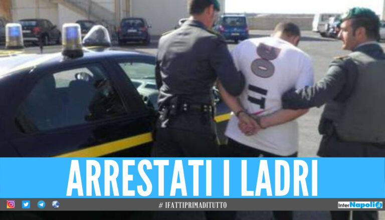 Anziano rapinato e ferito in strada a Torre Annunziata, nel borsello aveva mille euro