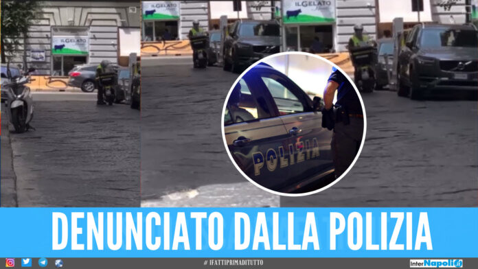 Napoli, postino getta le lettere invece che consegnarle.: «Ecco perchè la posta non arriva»
