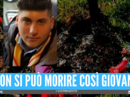 Guantoni da pugile, fiori e lumini dov'è stato ucciso Gennaro: "Sconvolti per la sua morte"