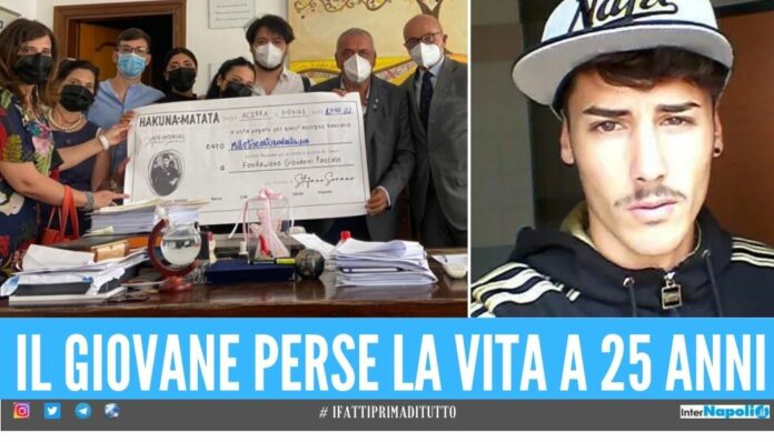 Stefano ucciso dal sarcoma, famiglia dona i soldi all'ospedale Pascale