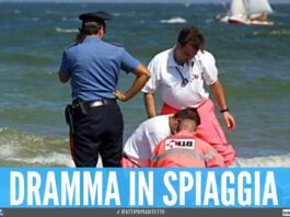 mare tragedia spiaggia mare ambulanza carabinieri