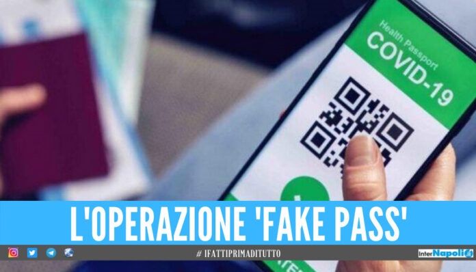 «Green Pass per tutti», la truffa dei certificati falsi su Telegram: la polizia sequestra 32 canali