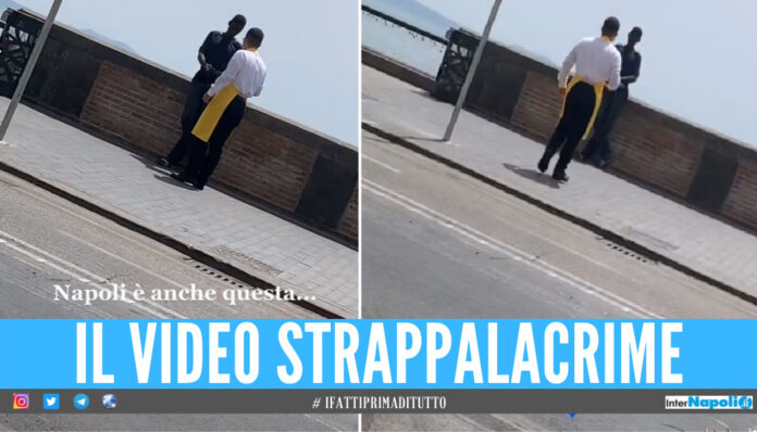 Cuore d'oro a Napoli, cameriere offre pasto ad un mendicante sul lungomare [Video]