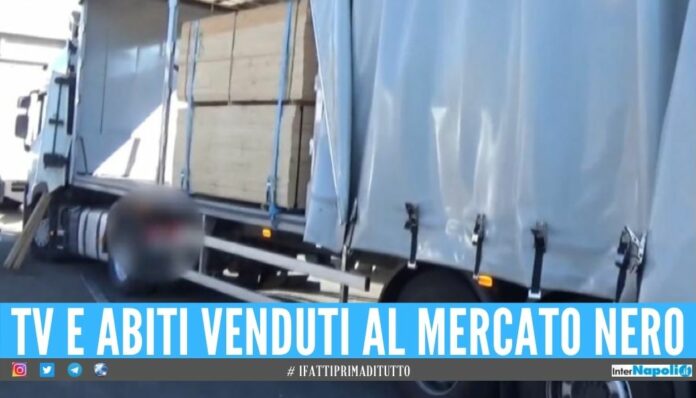 Assaltavano i tir durante la 'pausa' dell'autista, arrestata banda di Napoli