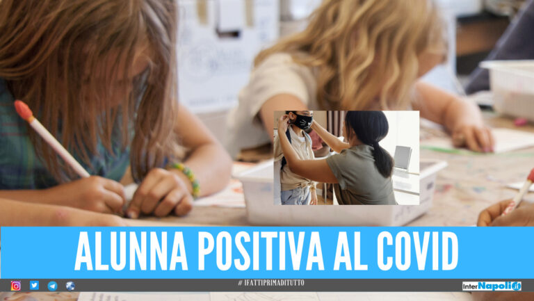 Bimba positiva al Covid al primo giorno di scuola, chiuso istituto in provincia di Napoli: tamponi a tutti gli amici di classe
