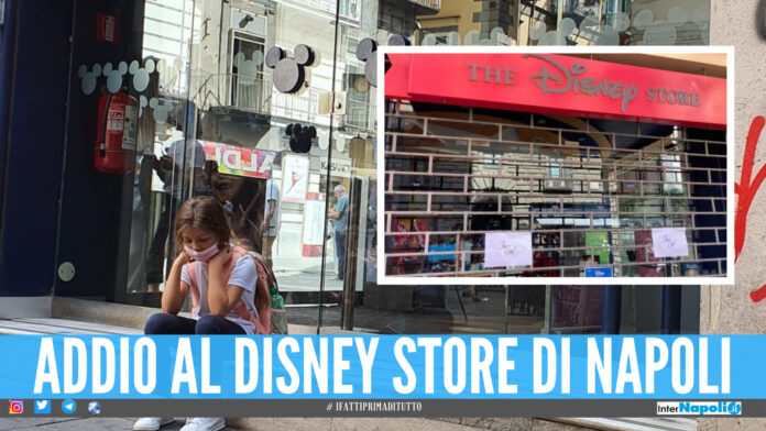 addio al disney store di via toledo