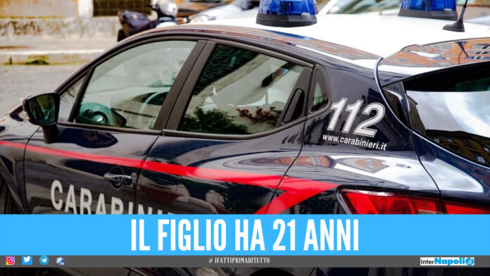 Trova la marijuana nella camera del figlio, madre chiama i carabinieri e lo fa arrestare