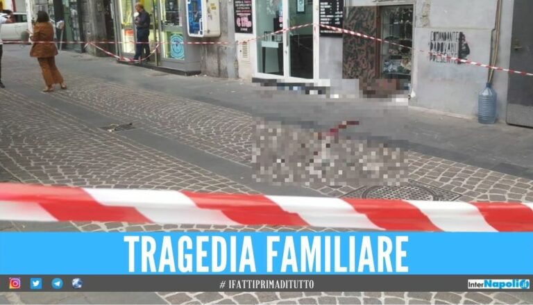 Tragedia a Napoli, bimbo di 4 anni muore dopo la caduta dal balcone
