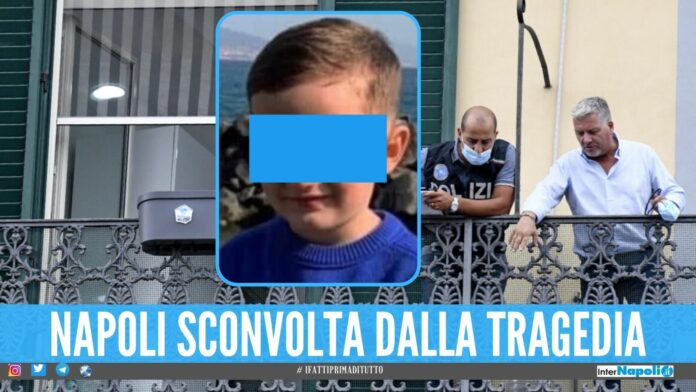 Un attimo di follia poi la caduta dal balcone, indagine sull'omicidio di Samuele
