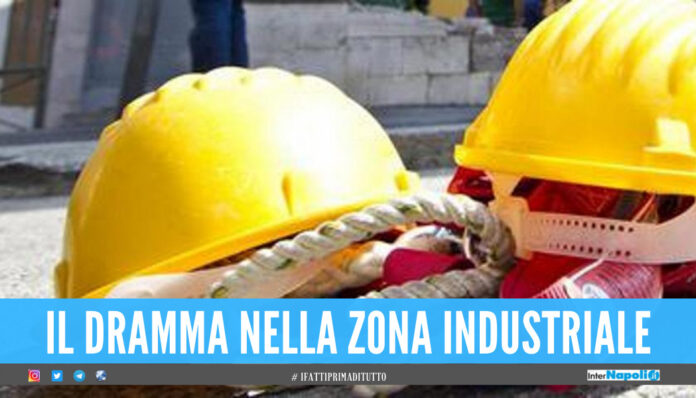 Tragedia sul lavoro a Marcianise, operario muore schiacciato da una pressa