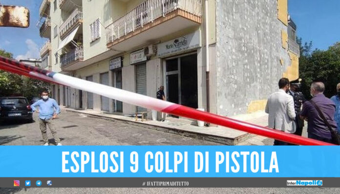 Agguato nell'agenzia di pompe funebri, ucciso il proprietario: c'è anche un ferito